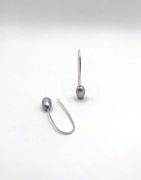 Oval Grey Pearl Earrings